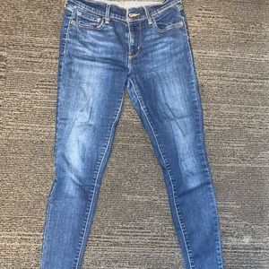 Levi’s 710 Super Skinny Jeans